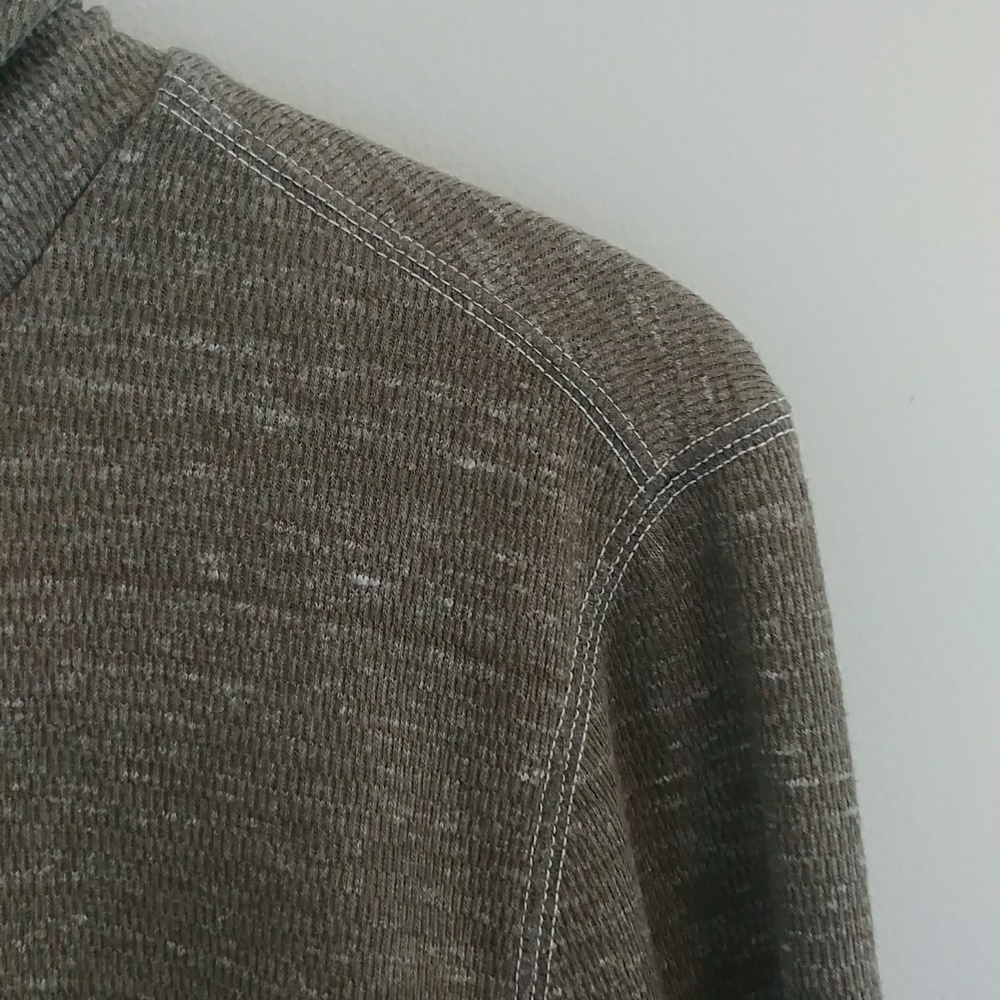 Express Sweater - Picture 5 of 9
